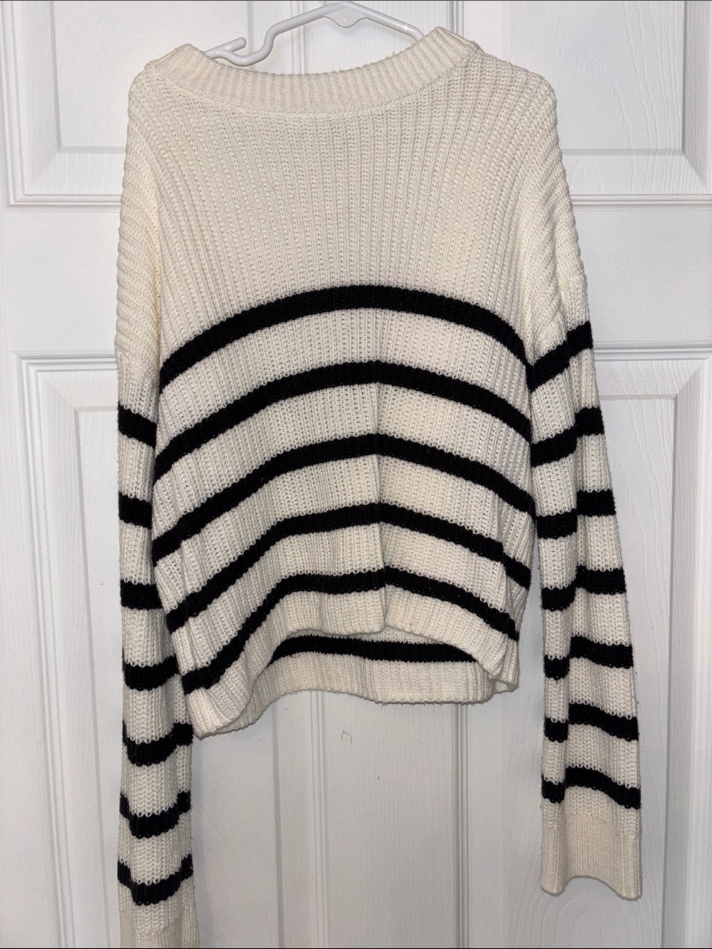 Girls H&M sweater size 8/10